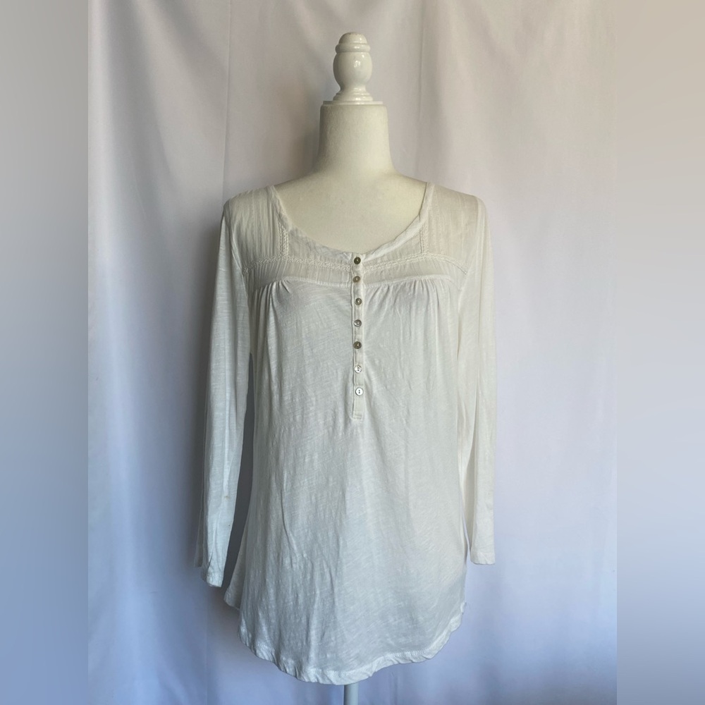 H&M White Long-Sleeve Henley Top with Button Placket